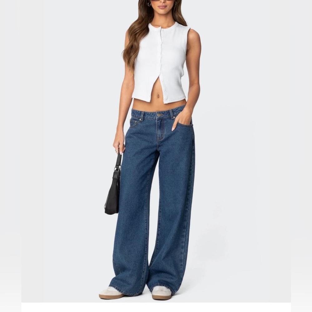Edikted Raelynn Washed Low Rise Baggy/ Blue wash